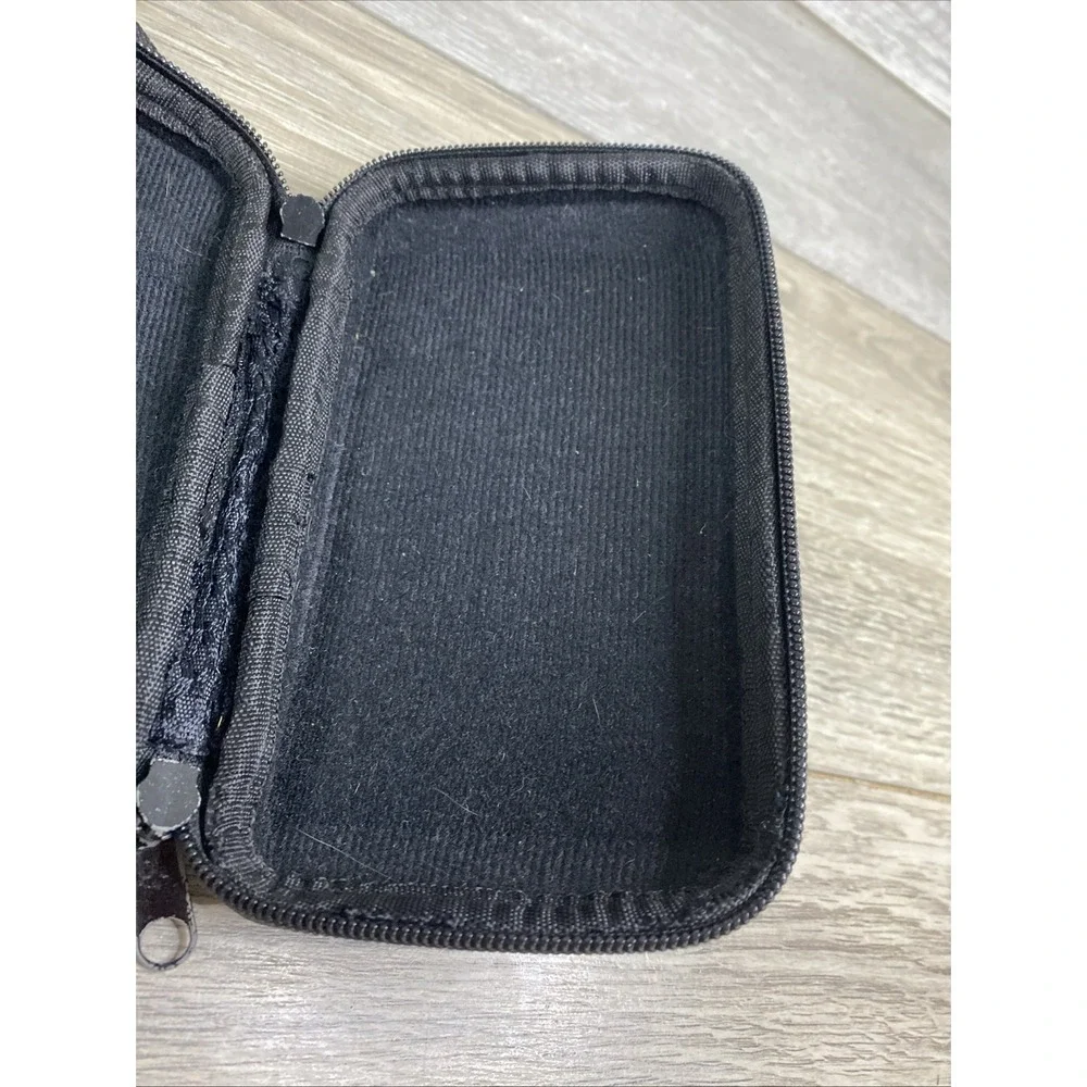 dreamGEAR Nintendo DS &‎ DS Lite Zipper Case Black Silver